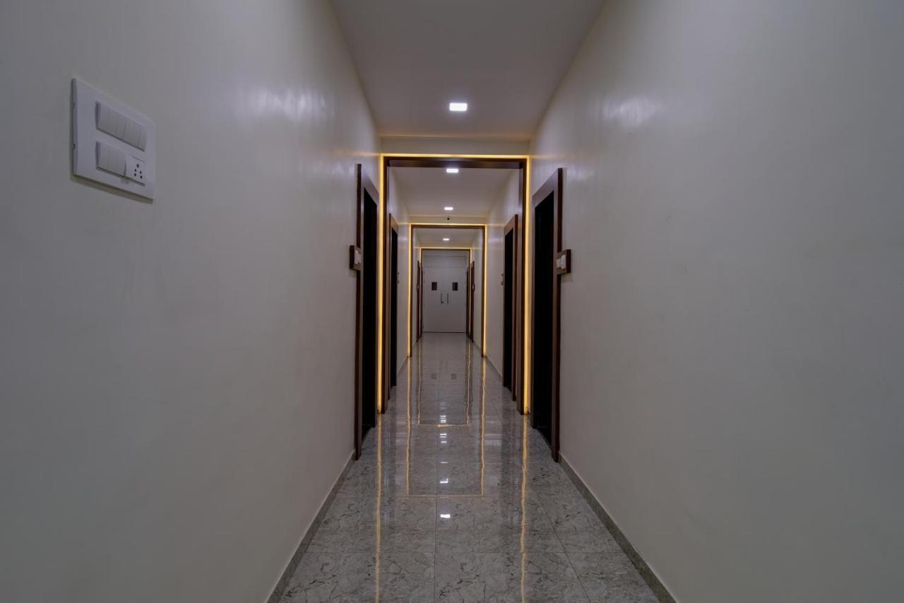 Hotel Mourya Residency Navi Mumbai Exterior photo