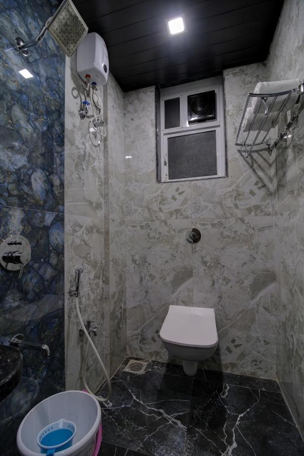 Hotel Mourya Residency Navi Mumbai Exterior photo