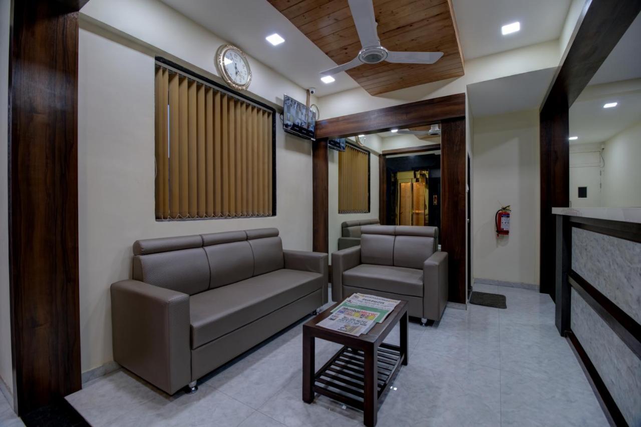 Hotel Mourya Residency Navi Mumbai Exterior photo